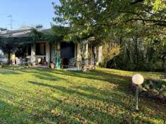Foto Villa a schiera in vendita a Usmate Velate