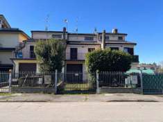 Foto Villa a schiera in vendita a Valera Fratta