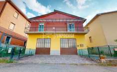 Foto Villa a schiera in vendita a Valsamoggia