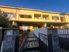 Foto Villa a schiera in vendita a Vercelli