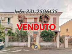 Foto Villa a schiera in vendita a Verona - 5 locali 243mq
