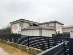 Foto Villa a schiera in vendita a Viano