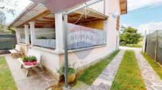 Foto Villa a schiera in vendita a Viareggio