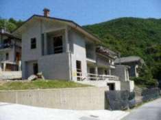 Foto Villa a schiera in vendita a Villar Perosa - 5 locali 165mq