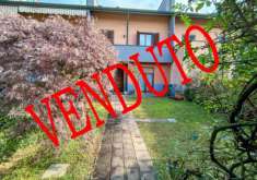 Foto Villa a schiera in vendita a Vittuone - 5 locali 220mq