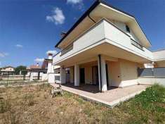 Foto Villa Bifamiliare in Vendita, 3 Locali, 100 mq, Alatri