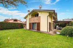 Foto Villa Bifamiliare in Vendita, 3 Locali, 151 mq, Macherio