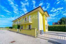 Foto Villa Bifamiliare in Vendita, 4 Locali, 143 mq, Soragna