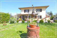 Foto Villa Bifamiliare in Vendita, 5 Locali, 150 mq, Larciano