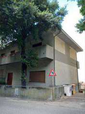 Foto Villa Bifamiliare in Vendita, 5 Locali, 220 mq, Filottrano