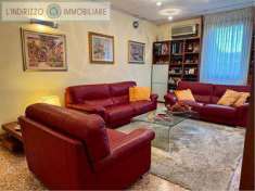Foto Villa Bifamiliare in Vendita, 5 Locali, 260 mq, Martellago