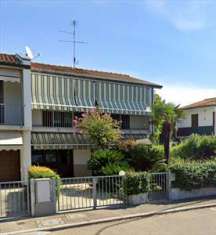 Foto Villa Bifamiliare in Vendita, pi di 6 Locali, 139 mq, Ravenna