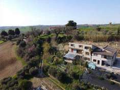 Foto Villa Bifamiliare in Vendita, pi di 6 Locali, 160 mq, Filottran