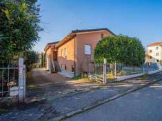 Foto Villa Bifamiliare in Vendita, pi di 6 Locali, 179 mq, Albinea (