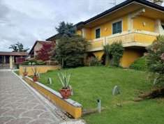 Foto Villa Bifamiliare in Vendita, pi di 6 Locali, 200 mq, Offlaga
