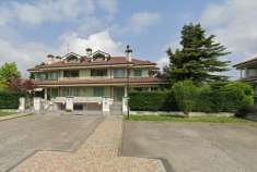 Foto Villa Bifamiliare in Vendita, pi di 6 Locali, 216 mq, Nizza Mon