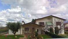 Foto Villa Bifamiliare in Vendita, pi di 6 Locali, 274 mq, Campodars