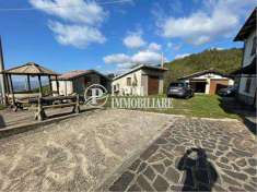 Foto Villa Bifamiliare in Vendita, pi di 6 Locali, 280 mq, Lizzano i