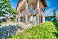 Foto Villa bifamiliare in Vendita, pi di 6 Locali, 282 mq (Bosconero
