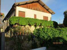 Foto Villa bifamiliare in Vendita, pi di 6 Locali, 4 Camere, 203 mq