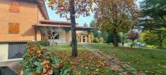 Foto Villa bifamiliare in Vendita, pi di 6 Locali, 5 Camere, 165 mq