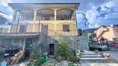 Foto Villa Bifamiliare in Vendita, pi di 6 Locali, 500 mq, Ceriale