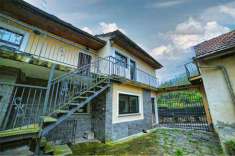 Foto Villa Bifamiliare in Vendita, pi di 6 Locali, 550 mq, Premosell