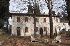 Foto Villa bifamiliare in Vendita, pi di 6 Locali, 6 Camere, 450 mq