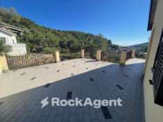 Foto Villa bifamiliare in vendita a Andora - 6 locali 270mq