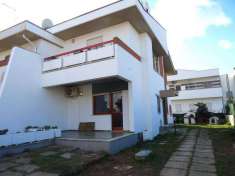 Foto Villa bifamiliare in vendita a Anzio