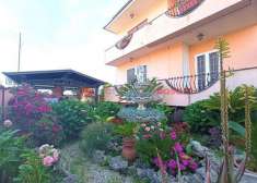 Foto Villa bifamiliare in vendita a Aprilia