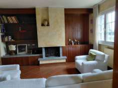 Foto Villa bifamiliare in vendita a Arezzo