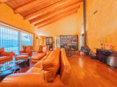 Foto Villa bifamiliare in vendita a Asti