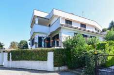 Foto Villa bifamiliare in vendita a Besana In Brianza