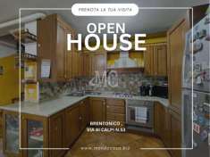 Foto Villa bifamiliare in vendita a Brentonico