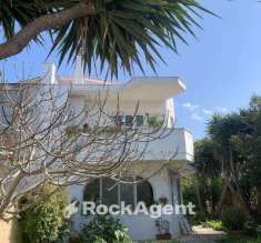 Foto Villa bifamiliare in vendita a Brindisi