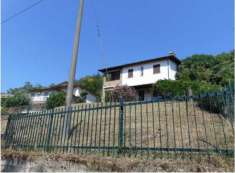 Foto Villa bifamiliare in vendita a Broni - 5 locali 360mq