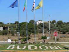 Foto Villa bifamiliare in vendita a Budoni