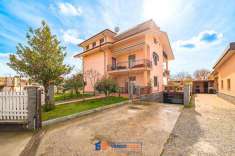 Foto Villa bifamiliare in vendita a Busca