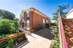 Foto Villa bifamiliare in vendita a Campagnano Di Roma
