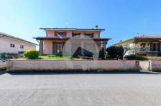 Foto Villa bifamiliare in vendita a Campagnola Emilia