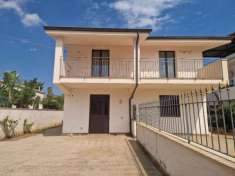 Foto Villa bifamiliare in vendita a Carini