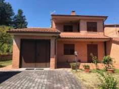 Foto Villa bifamiliare in vendita a Castelnuovo Berardenga - 6 locali 147mq