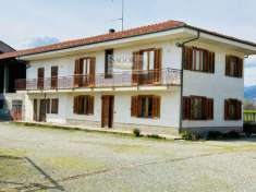 Foto Villa bifamiliare in vendita a Cavour
