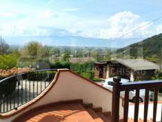 Foto Villa bifamiliare in vendita a Celano