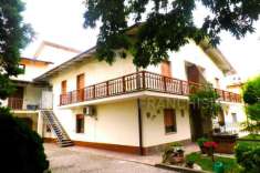 Foto Villa bifamiliare in vendita a Cento