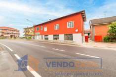 Foto Villa bifamiliare in vendita a Cherasco