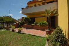 Foto Villa bifamiliare in vendita a Civita Castellana