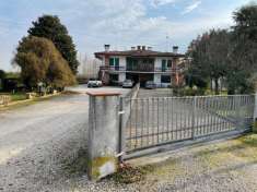 Foto Villa bifamiliare in vendita a Concordia Sagittaria