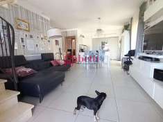 Foto Villa bifamiliare in vendita a Coriano